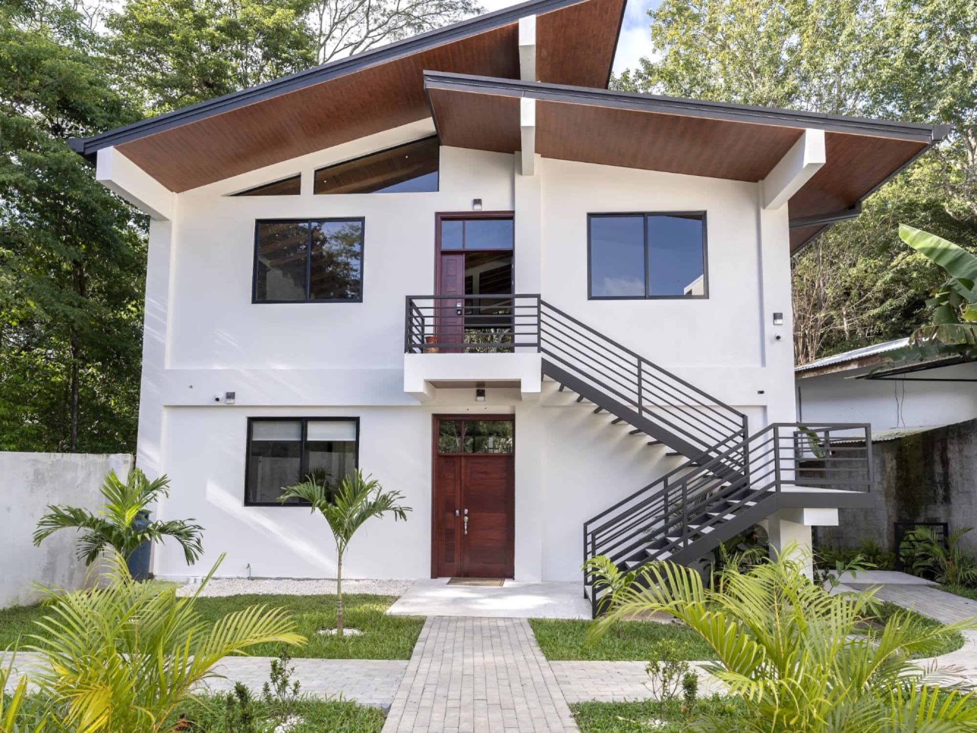The Full Villa — 7 Bedrooms